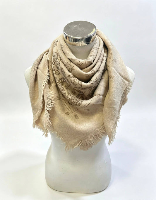 Trekantet ullskjerf med paisley mønster, beige