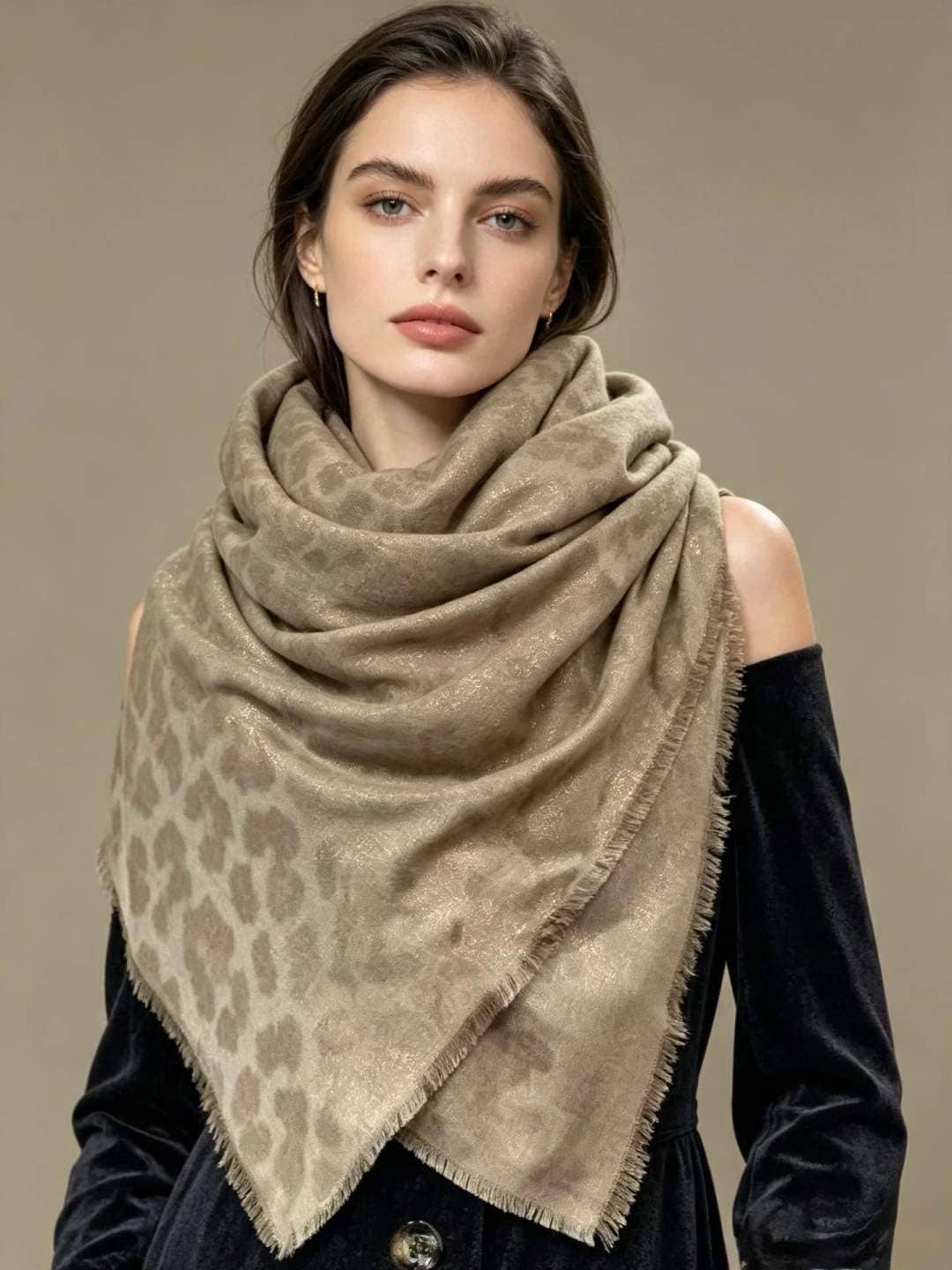 Gold lamé leopard square shawl: Coffee